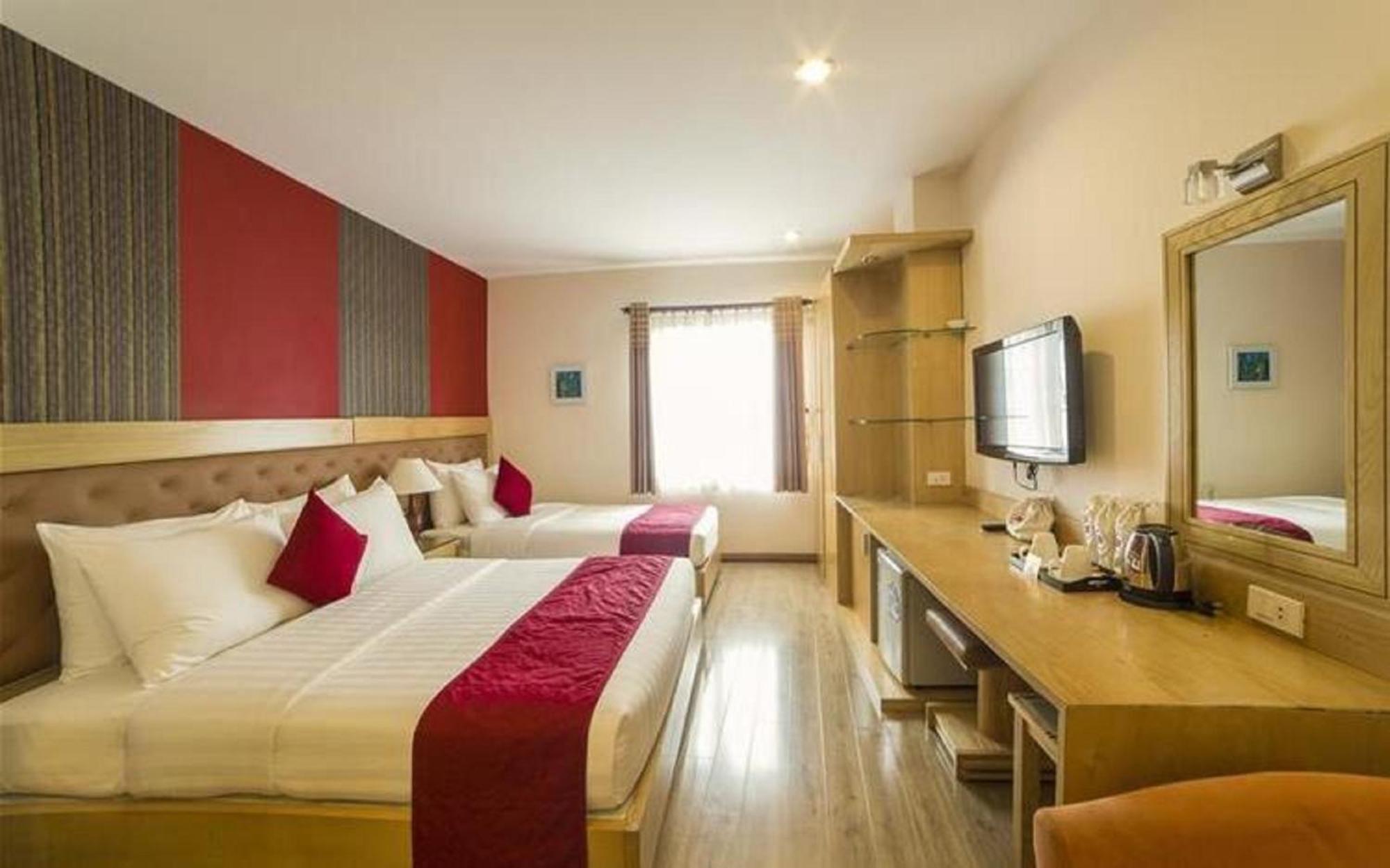 Asian Ruby Hotel & Spa - 122F Bui Thi Xuan Street Ho Şi Min Exterior foto